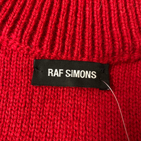 RAF SIMONS FW2015 Size One Size Red Knitted Wool V-Neck Vest