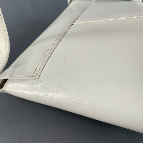 LA BAGAGERIE Vintage One Size White Leather Crossbody Handbag