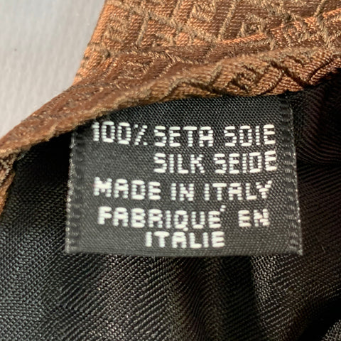 Cravate en soie jacquard FENDI marron et noir à logo