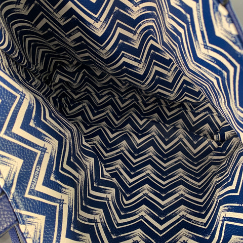 MARIO VALENTINO Blue White Reversible Chevron Pebble Grain Leather Tote Handbag