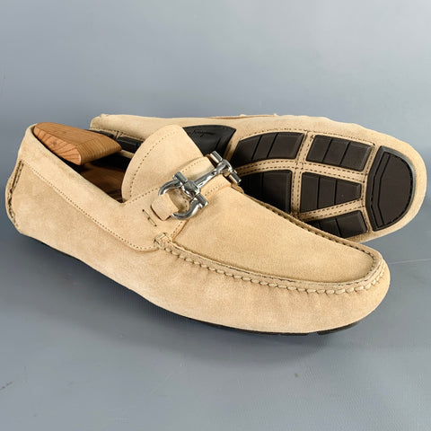 SALVATORE FERRAGAMO Size 8 Beige Silver Suede Drivers Loafers