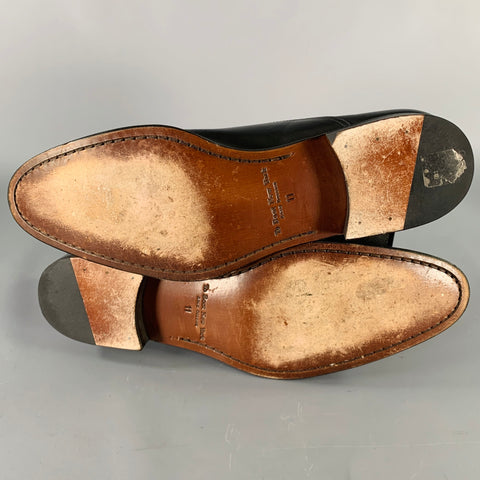 TO BOOT NY Chaussures à lacets noires en cuir uni à bout fleuri, taille 11