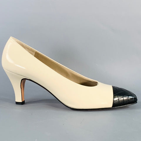 SALVATORE FERRAGAMO Size 9 Beige Black Leather Quilted Cap Toe Pumps