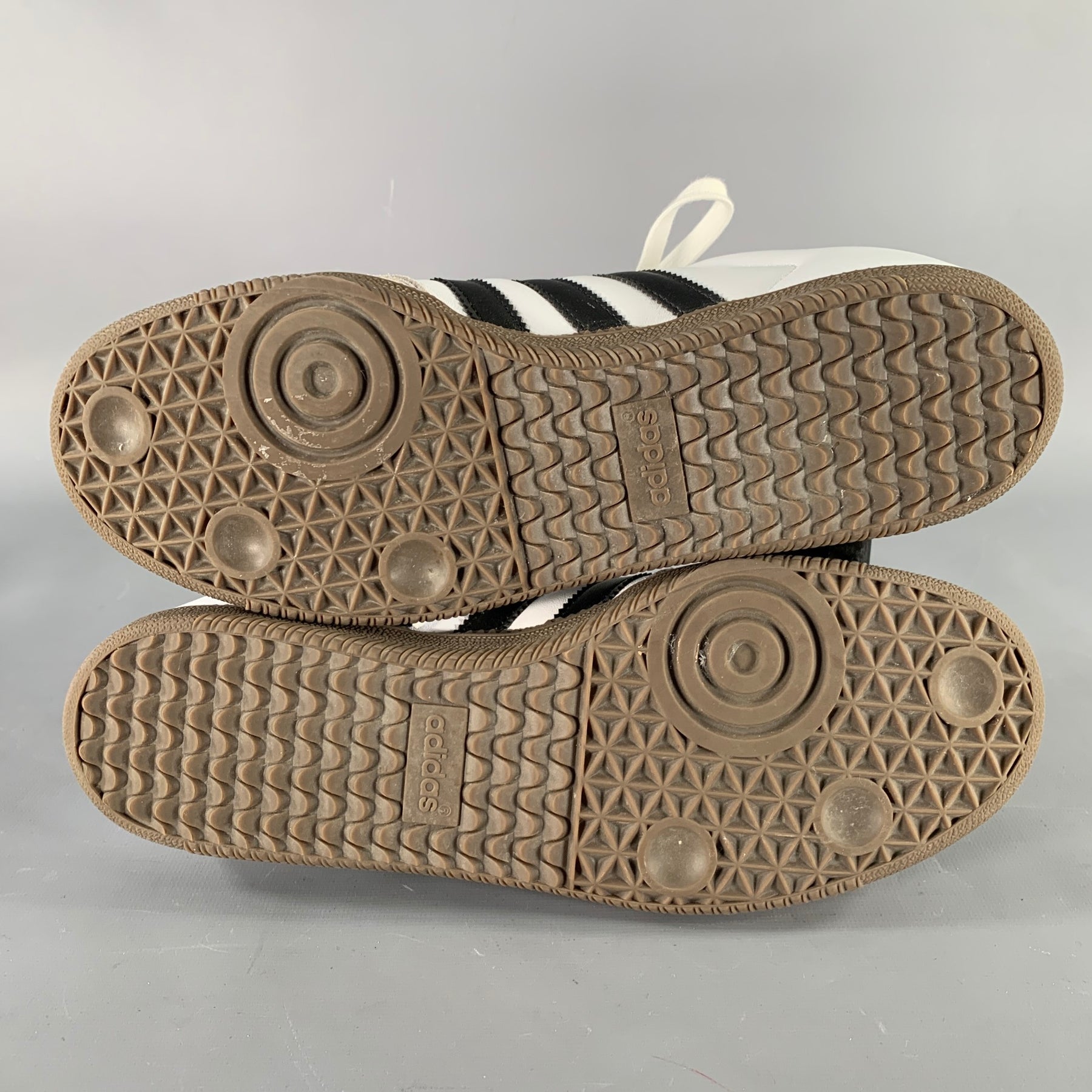 ADIDAS Size 10 Samba OG White Black Grey Color Block Leather Low Top  Sneakers – Sui Generis Designer Consignment