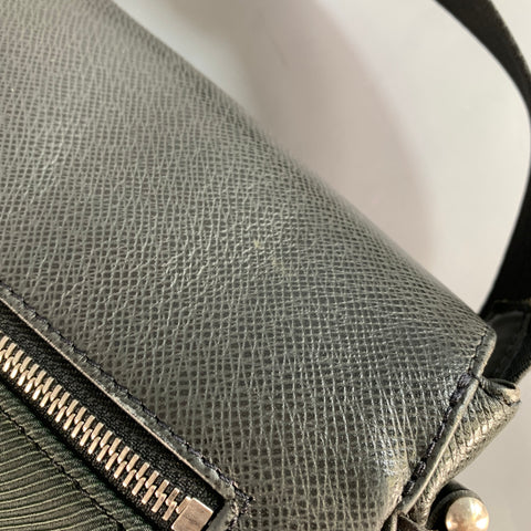 LOUIS VUITTON Dersou Taiga Black Green Nylon Twill Leather Messenger Bag