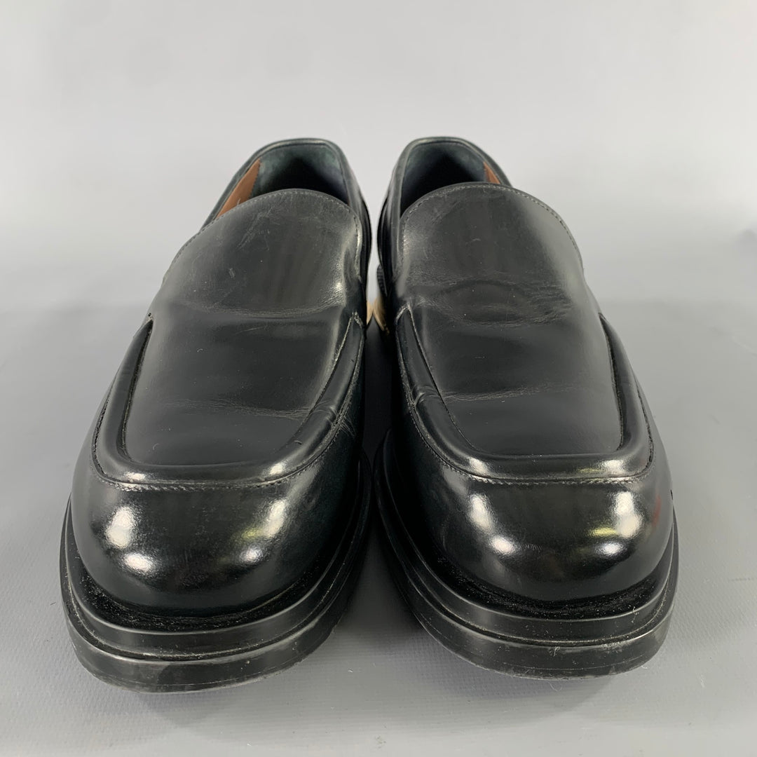 SALVATORE FERRAGAMO Size 8 Black Leather Yacht Loafers