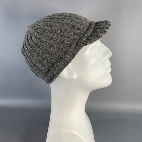 BURBERRY LONDON Grey Heather Ribbed Lambswool Visor Beanie Hat