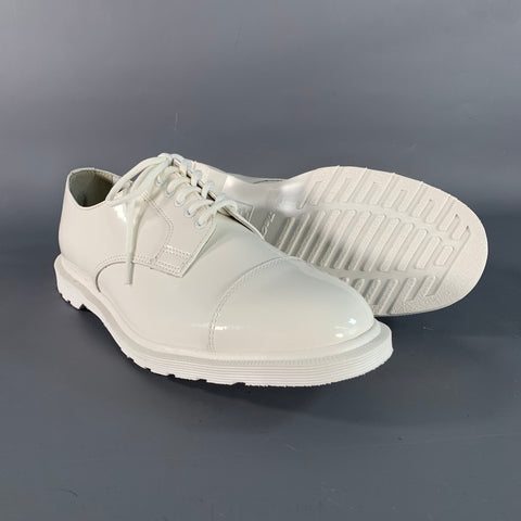 DR. MARTENS Size 9 White Leather Cap Toe Lace Up Shoes