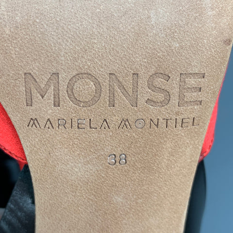 MONSE MARIELA MONTIEL Talla 8 Zapatos de tacón con cinturón y ribete de cuero liso de seda rojo y negro