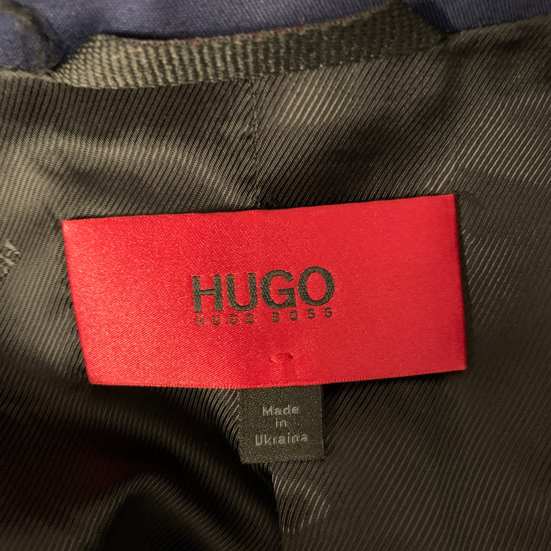 HUGO BOSS Size 42 Navy Polyester Blend Double Breasted Trenchcoat
