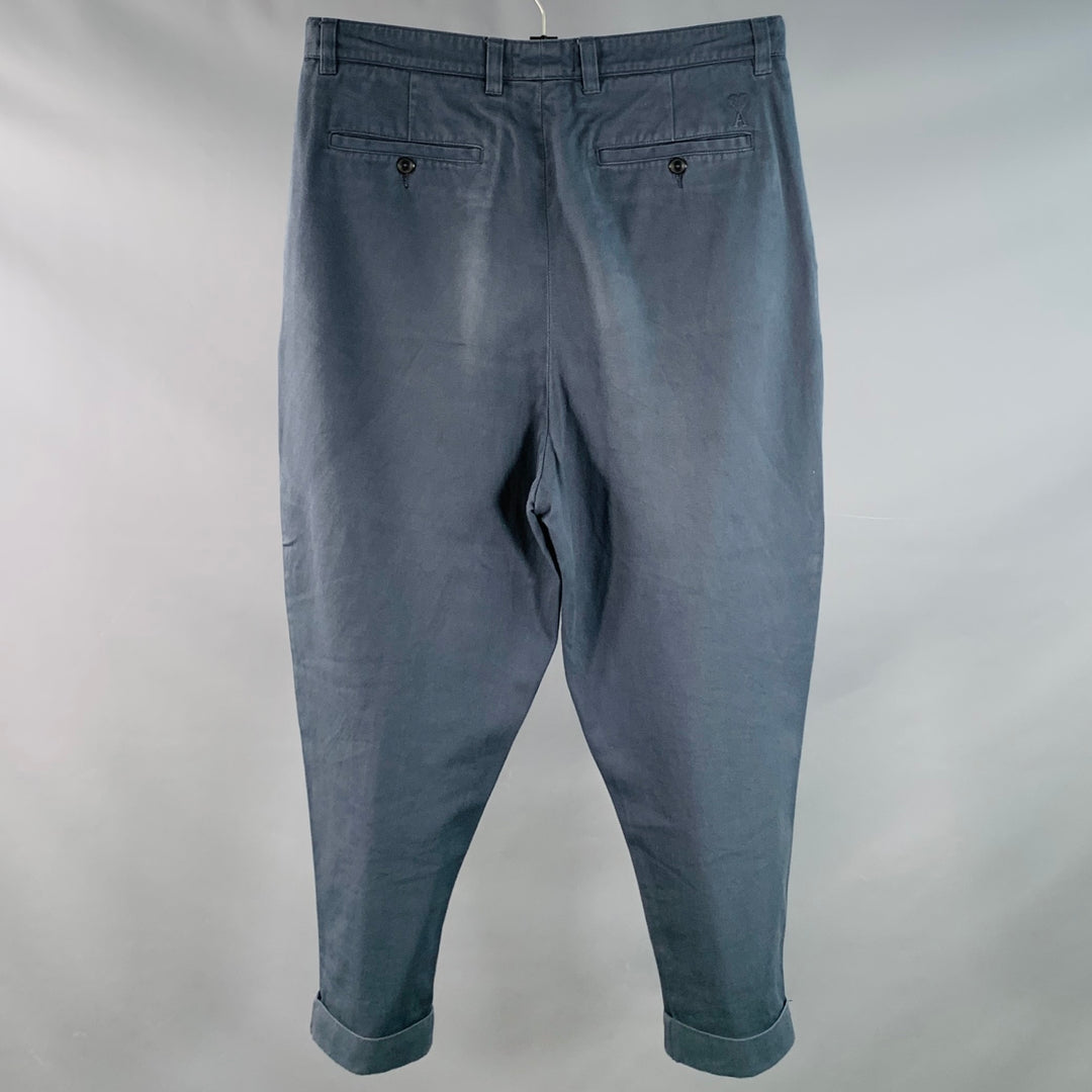 AMI by ALEXANDRE MATTIUSSI Size M Blue Cotton Pleated Button Fly Casual Pants