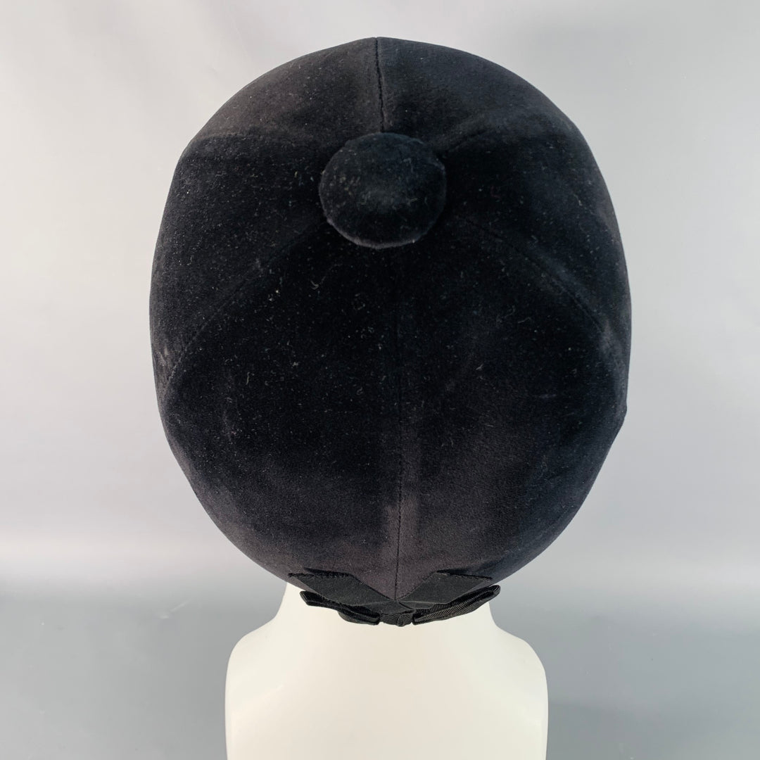GUCCI FW21 Size M Black Velvet Leather Trim Cotton Riding Helmet