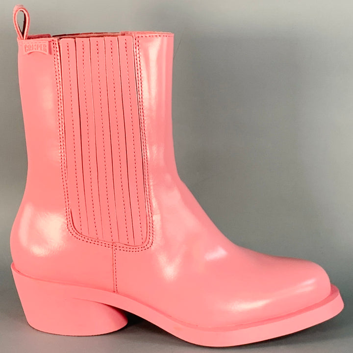 CAMPER Size 8 Pink Leather Rubber Sole Pull On Boots
