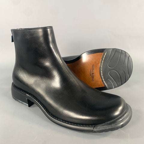 CoSTUME NATIONAL Size 8 Black Leather Ankle Boots