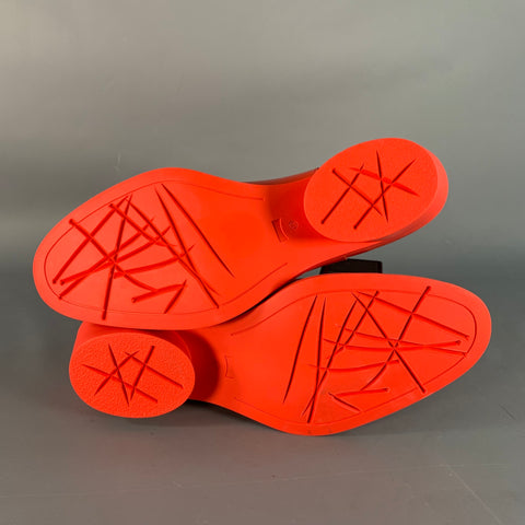 CAMPER Size 9 Red Leather Rubber Sole Pull On Boots