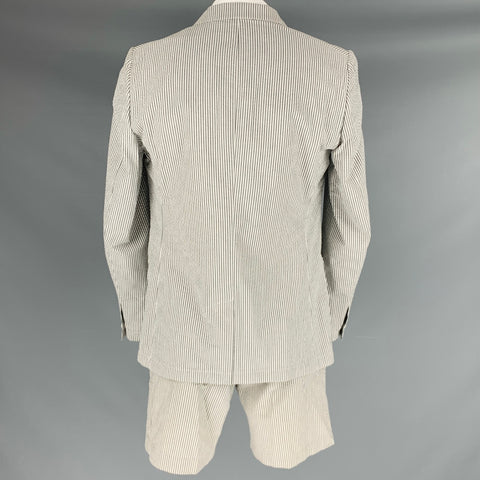 MR P. Size 42 White Grey Seersucker Cotton Single Breasted Shorts Suit