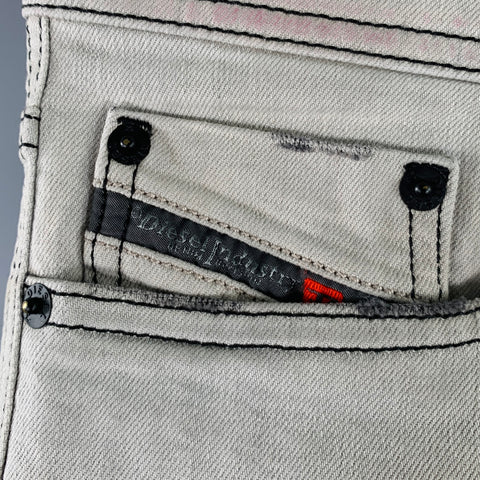 DIESEL FW16 Size 27 Tepphar Grey Distressed Cotton Blend Slim Jeans