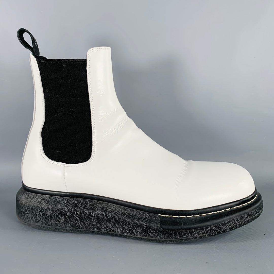 ALEXANDER MCQUEEN Size 9 White Black Leather Chelsea Ankle Boots