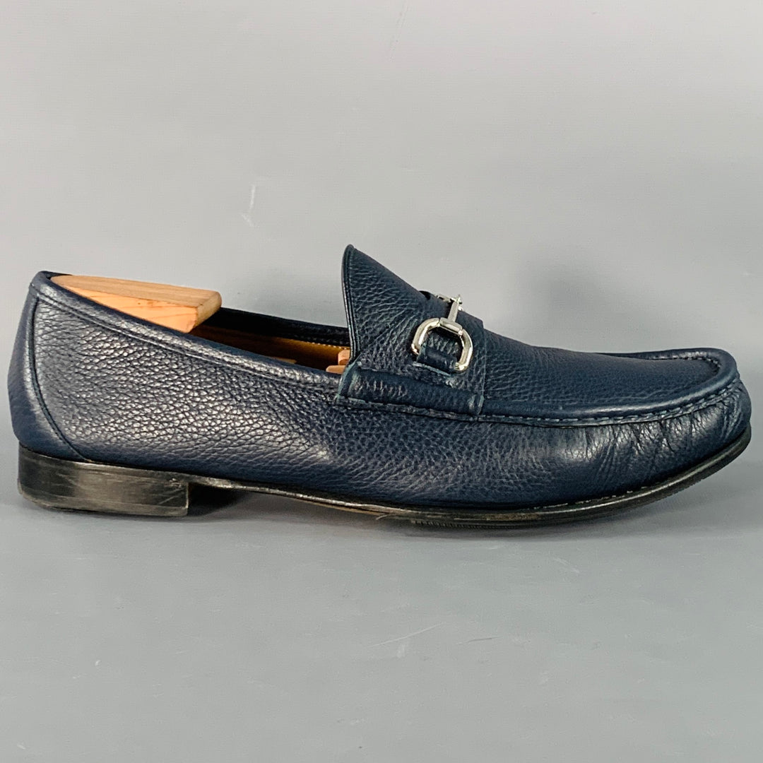 GUCCI Size 12 Navy Silver Pebble Grain Leather Horsebit Loafers