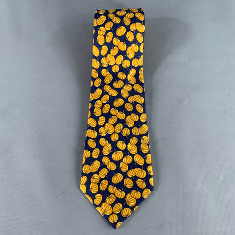 HERMES Navy Beige Pumpkins Silk Tie