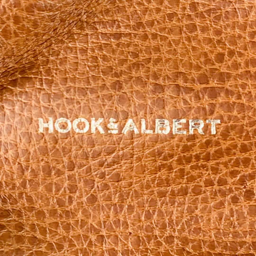 HOOK & ALBERT Brown Leather Convertible Weekender Garment Bag
