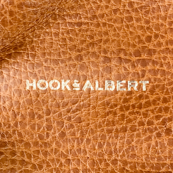 HOOK & ALBERT Brown Leather Convertible Weekender Garment Bag