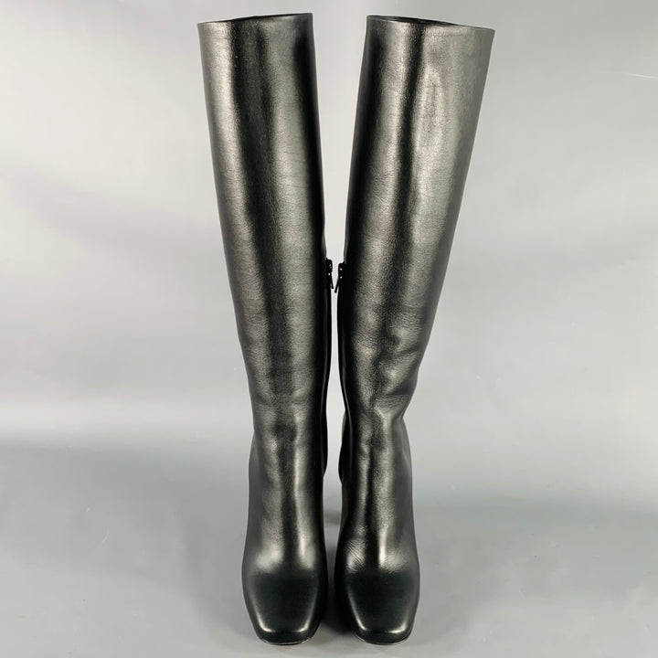 BOTTEGA VENETA Fall 2022 Size 8 Black Leather Side Zipper Boots