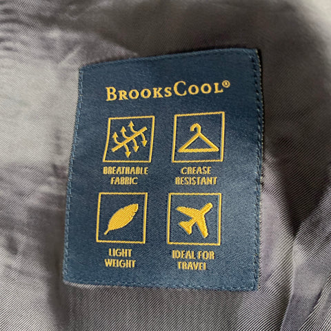 BROOKS BROTHERS Size 44 Navy Wool Polyester Sport Coat