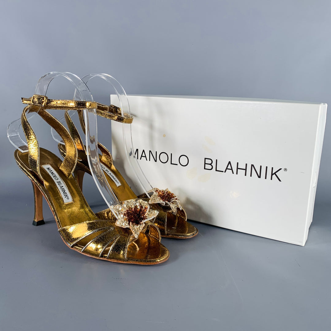 MANOLO BLAHNIK Size 8 Gold Leather Crackled Beaded Sandals