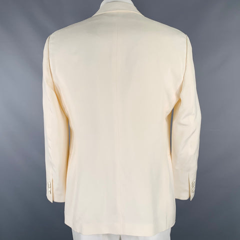 GIORGIO ARMANI Size 42 White Silk Peak Lapel Sport Coat
