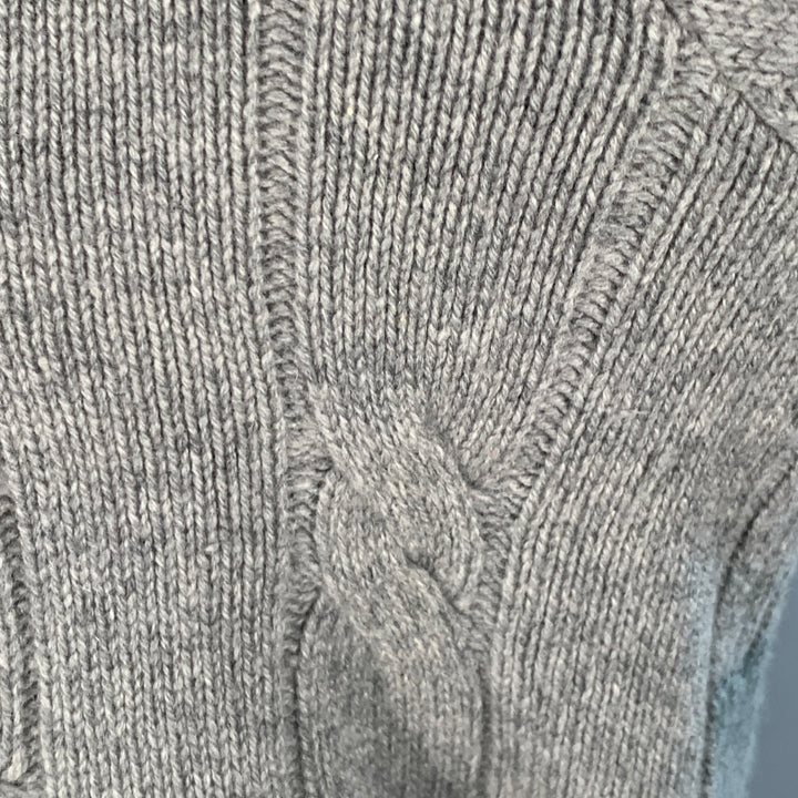 LORO PIANA Size M Grey Cable Knit Baby Cashmere Crew Neck Sweater