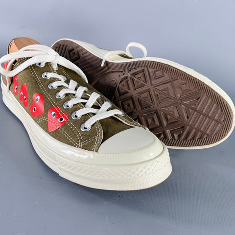 CONVERSE Size 10 Red Olive Hearts Canvas Sneakers