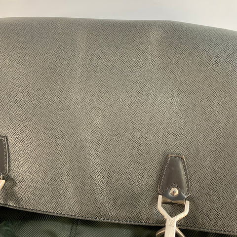 LOUIS VUITTON Dersou Taiga Black Green Nylon Twill Leather Messenger Bag