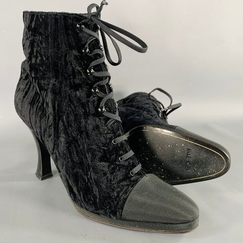 ANNE KLEIN Size 8 Black Velvet Cap Toe Lace-Up Boots