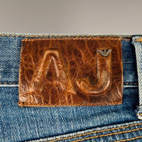 ARMANI JEANS Jean à braguette boutonnée en mélange de coton bleu Taille 32