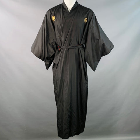 VINTAGE Taille Unique Kotobuki Noir Rouge Soie Kuro Montsuki Kimono Robe Manteau
