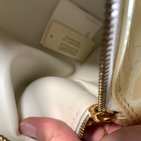 LOUIS VUITTON Yellow Tan VI0016 Monogram Patent Leather Handbag