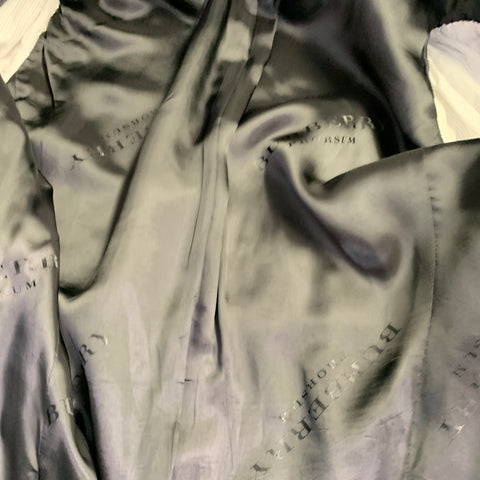 BURBERRY PRORSUM Taille 44 Veste de smoking en laine noire à revers crantés