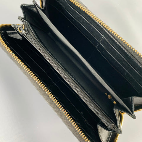 GUCCI Black Leather Zip Wallet