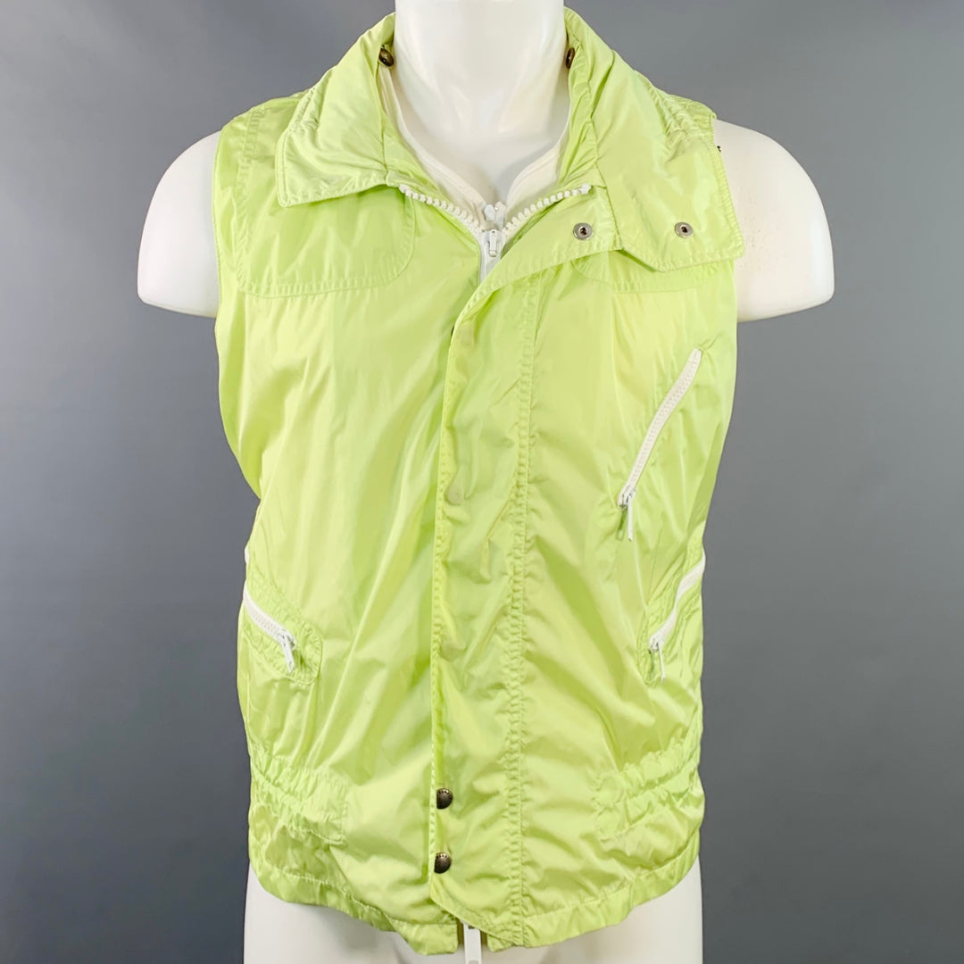 BURBERRY LONDON Size M Green Lime Polyamide Blend Zip Pockets Vest