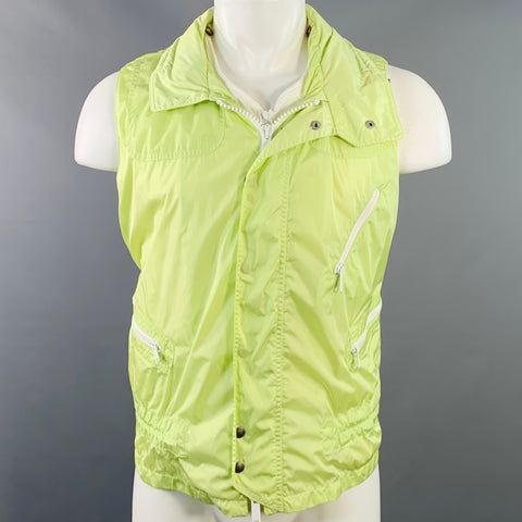 BURBERRY LONDON Size M Green Lime Polyamide Blend Zip Pockets Vest