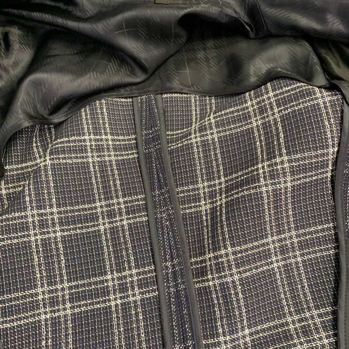 HUGO BOSS Size 40 Navy White Plaid Virgin Wool Blend Sport Coat