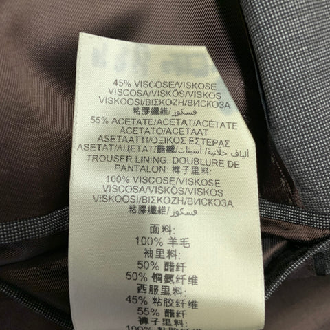 BURBERRY Costume gris en laine vierge à revers cranté, taille 46 Regular