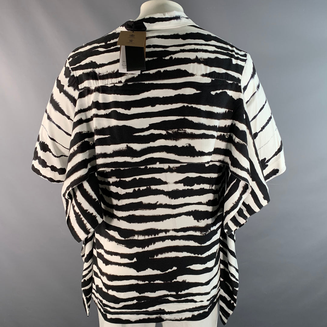 BURBERRY Size S White Black Print Viscose Patch Pockets Short Sleeve Shirt