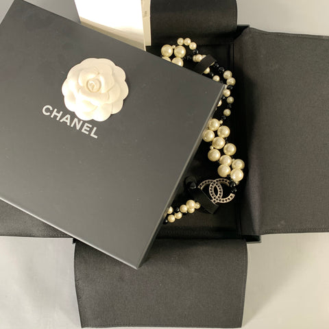 CHANEL Black White Two Tone Faux Pearl Belt