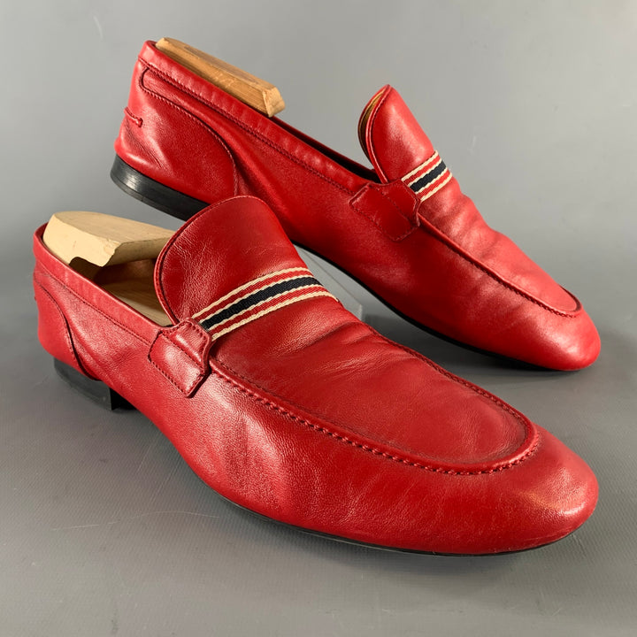 GUCCI Size 9.5 Red Solid Leather Slip On Loafers
