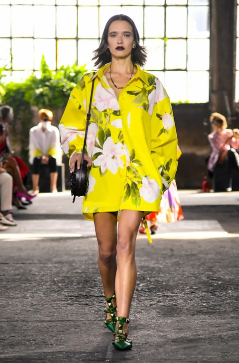 VALENTINO SS21 Size M Yellow Multi Color Cotton Silk Floral Belted Oversized Shirt Dress