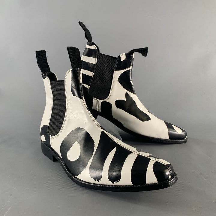 COMME des GARCONS HOMME PLUS Size 10 Black White Print Leather Pull On Boots