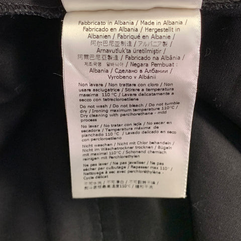 FENDI Taille 30 Pantalon décontracté plissé en mélange de laine noire avec taille élastique