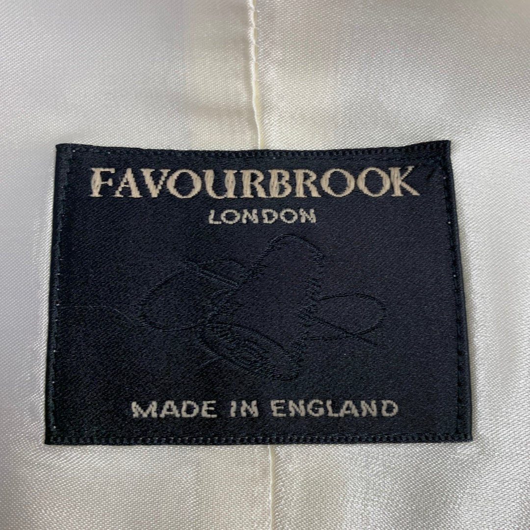 FAVOURBROOK Size 46 Blue Gold Embroidered Bees Silk Classic Vest